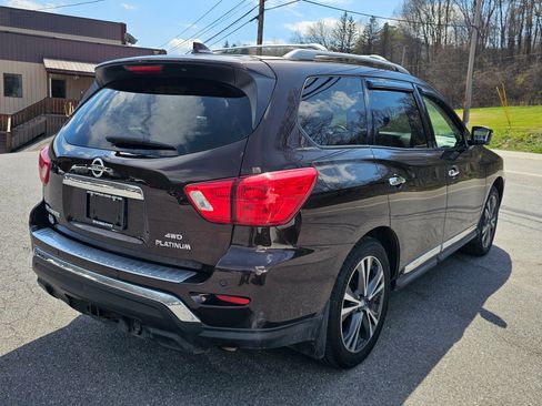 Used 2020 Nissan Pathfinder Platinum image 12