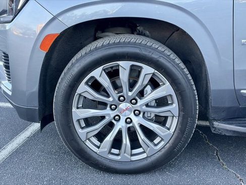 Used 2021 GMC Yukon XL Denali image 29