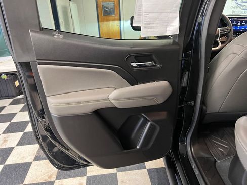 Used 2024 Chevrolet Colorado ZR2 image 41