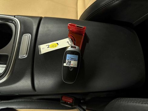 Used 2021 Hyundai Santa Fe Calligraphy image 37