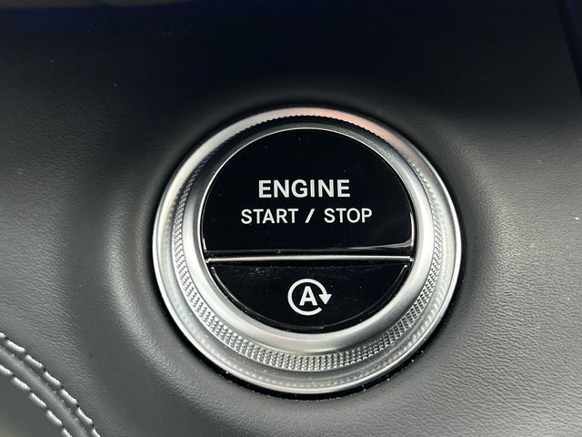 Used 2022 Mercedes-Benz SL 63 AMG 4MATIC image 27