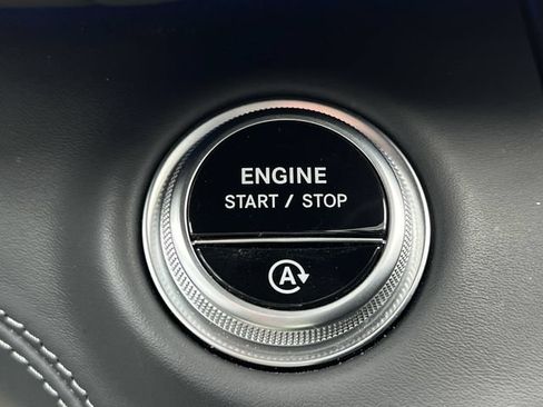 Used 2022 Mercedes-Benz SL 63 AMG 4MATIC image 27