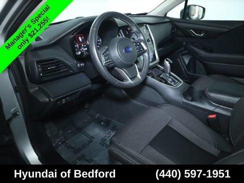 Used 2024 Subaru Outback Premium AWD/4WD image 19