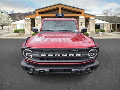 New 2025 Ford Bronco Big Bend w/ Black Diamond Package
