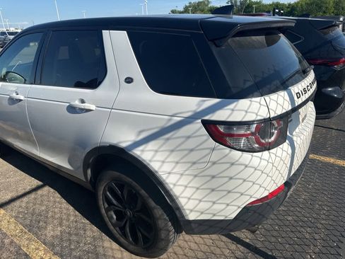 Used 2019 Land Rover Discovery Sport HSE AWD/4WD image 18