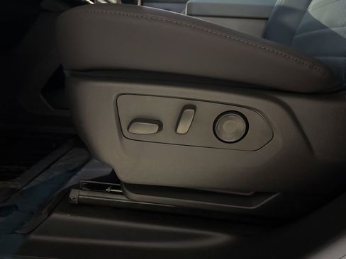 New 2025 GMC Hummer EV 2X AWD/4WD image 19
