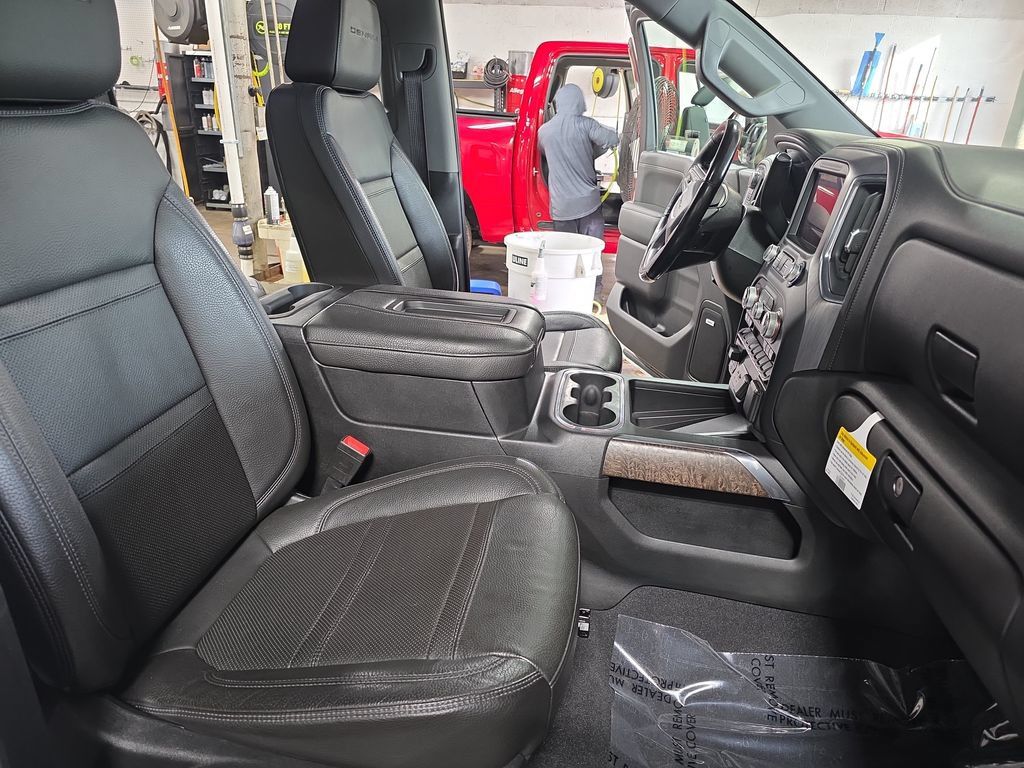 Used 2019 GMC Sierra 1500 Denali AWD/4WD image 10