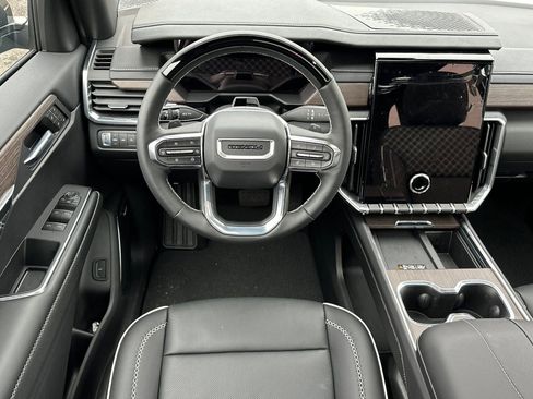 New 2026 GMC Acadia Denali w/ Super Cruise Package image 15