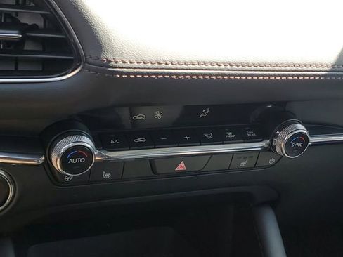 Certified 2025 MAZDA MAZDA3 2.5 Turbo Sedan w/Premium Plus AWD/4WD image 29