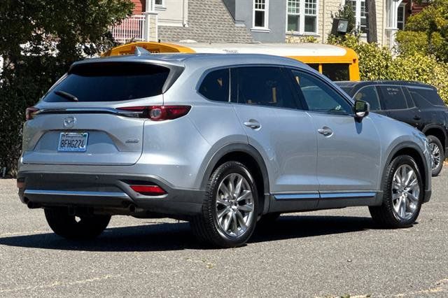 Used 2017 MAZDA CX-9 Signature AWD/4WD image 3