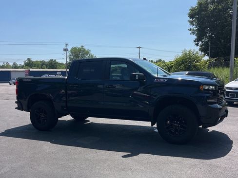 Used 2020 Chevrolet Silverado 1500 LT Trail Boss AWD/4WD image 2