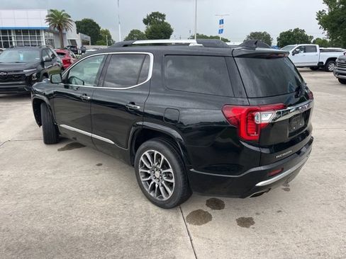 Used 2021 GMC Acadia Denali w/ Denali Ultimate Package AWD/4WD image 4