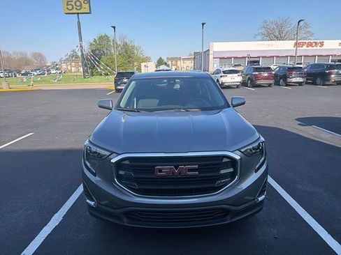 Used 2020 GMC Terrain SLE image 7