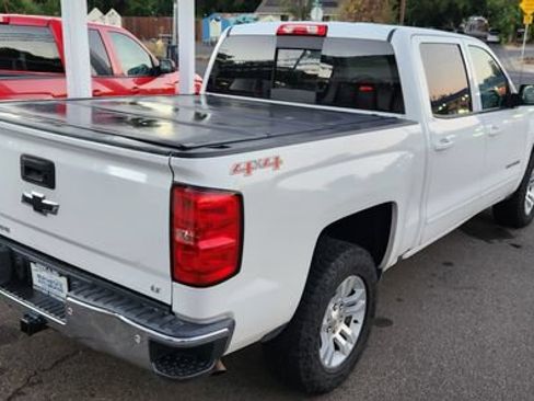 Used 2017 Chevrolet Silverado 1500 LT w/ All Star Edition AWD/4WD image 3