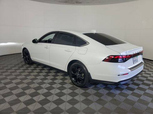 Used 2024 Honda Accord EX image 6