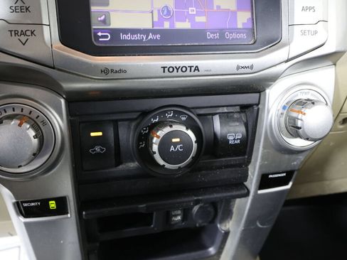 Used 2013 Toyota 4Runner SR5 w/ Premium Pkg AWD/4WD image 36