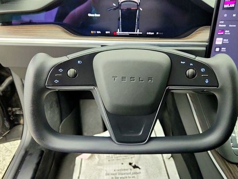 Used 2022 Tesla Model S AWD/4WD image 13