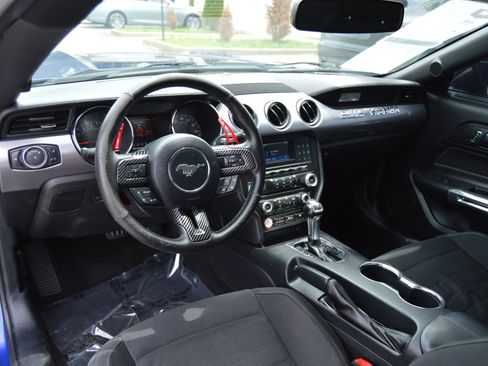 Used 2016 Ford Mustang Coupe RWD image 7