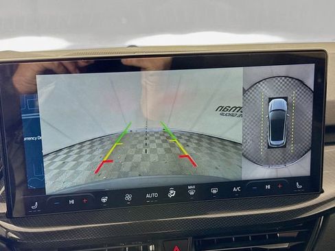 Used 2024 Ford Escape ST-Line Select w/ Tech Pack #2 image 13