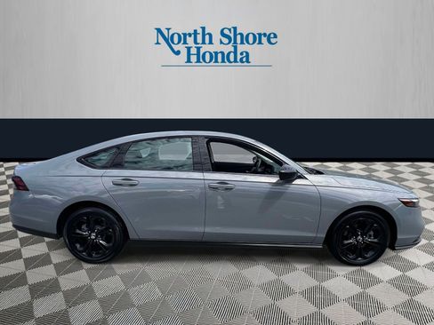 Used 2025 Honda Accord SE image 3