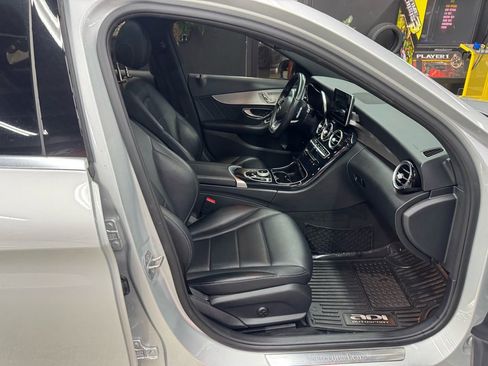 Used 2018 Mercedes-Benz C 300 4MATIC Sedan image 20
