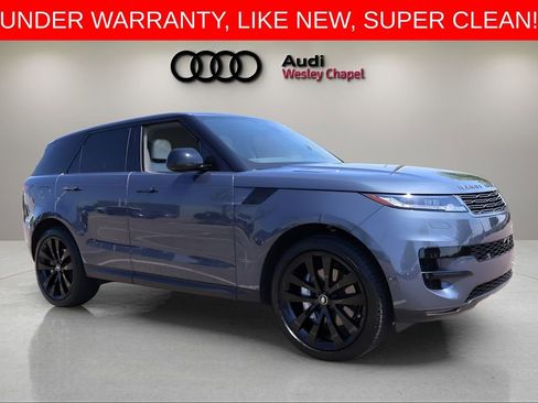 Used 2025 Land Rover Range Rover Sport SE image 7