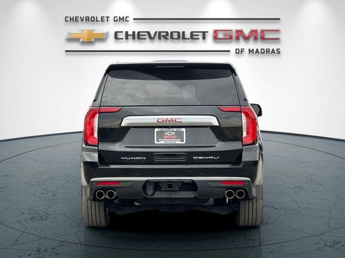 Used 2023 GMC Yukon Denali w/ Max Trailering Package image 4