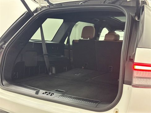 Used 2023 Lincoln Aviator Reserve w/ Jet Package image 8