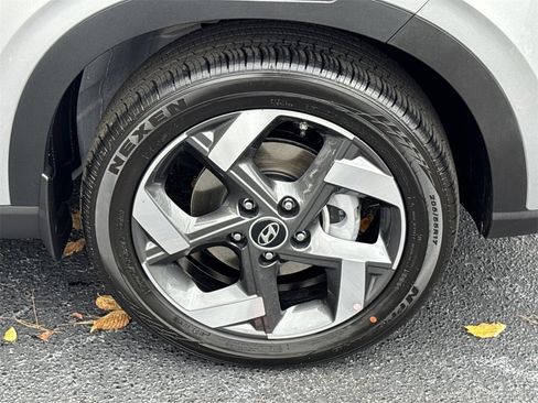 New 2026 Hyundai Venue SEL image 12