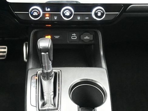 Used 2023 Honda Civic Sport image 22