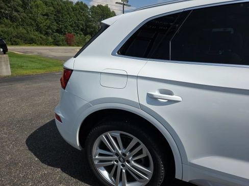 Used 2018 Audi Q5 2.0T Premium Plus w/ Premium Plus Package AWD/4WD image 33