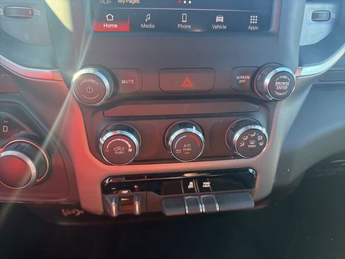 Used 2024 RAM 2500 Big Horn image 16