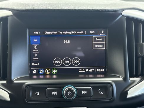 Used 2023 GMC Terrain SLE w/ Driver Convenience Package image 22