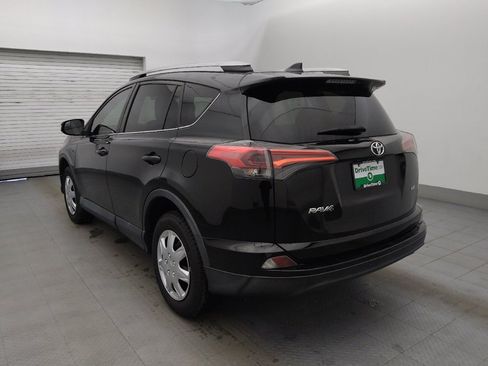 Used 2018 Toyota RAV4 LE image 5