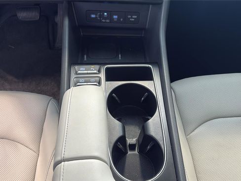 Used 2025 Hyundai Sonata Limited FWD image 27