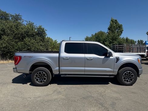 Used 2021 Ford F150 XLT w/ Equipment Group 302A High AWD/4WD image 6