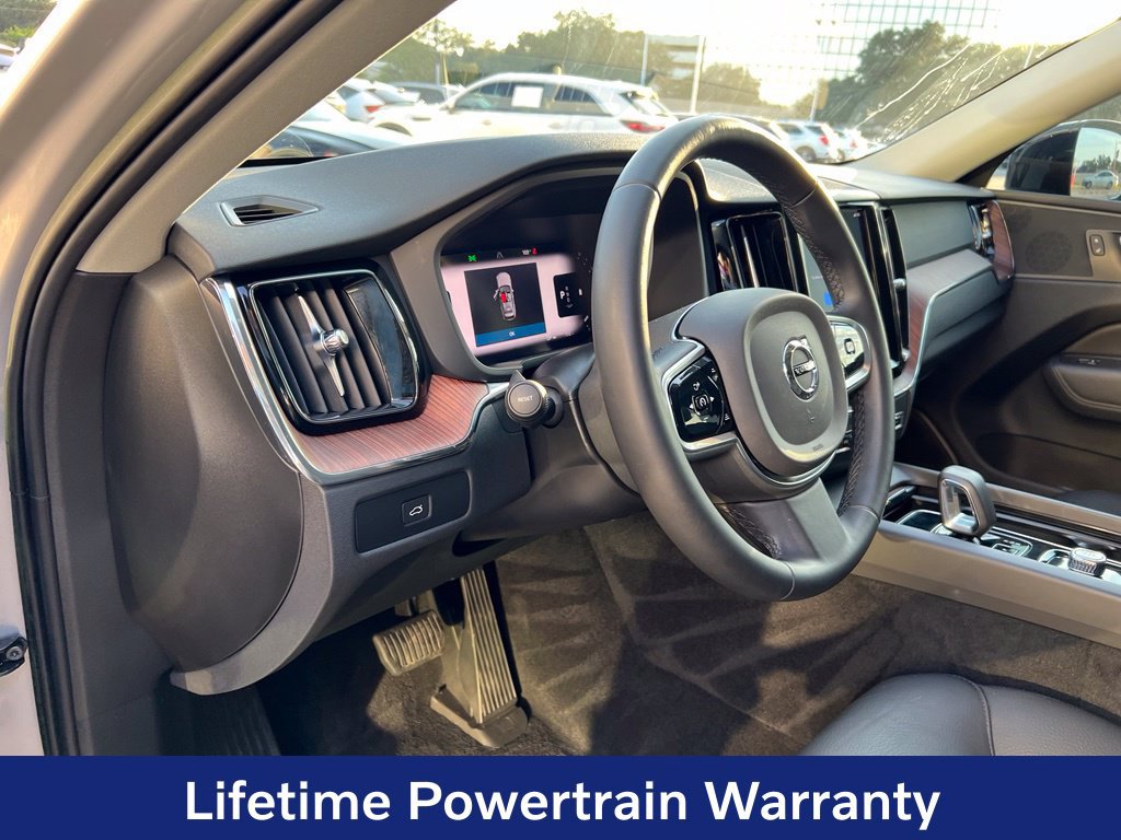 Certified 2023 Volvo XC60 B5 Plus FWD image 12