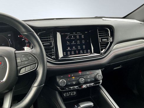 Used 2024 Dodge Durango GT image 8