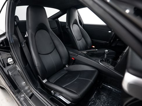 Used 2005 Porsche 911 Carrera S RWD image 17