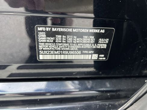 Used 2024 BMW X7 xDrive40i w/ M Sport Package AWD/4WD image 30