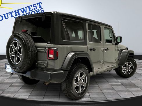 Used 2022 Jeep Wrangler Unlimited Sport image 6