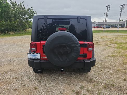 Used 2011 Jeep Wrangler Sport AWD/4WD image 5