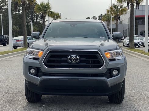 Used 2021 Toyota Tacoma SR5 RWD image 10