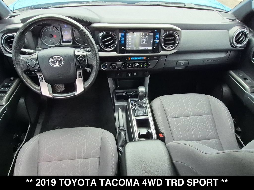 Used 2019 Toyota Tacoma TRD Sport AWD/4WD image 25