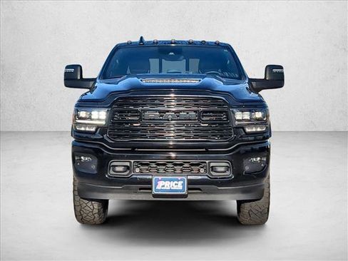 Used 2024 RAM 2500 Limited image 2