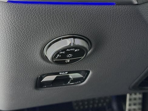 New 2026 Mercedes-Benz GLC 43 AMG 4MATIC image 11