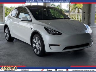 Used 2023 Tesla Model Y Long Range video 1