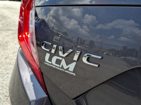 Used 2018 Honda Civic EX image 30