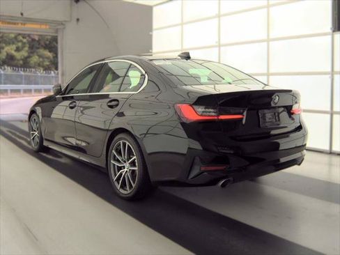 Used 2020 BMW 330i Sedan w/ Convenience Package RWD image 9