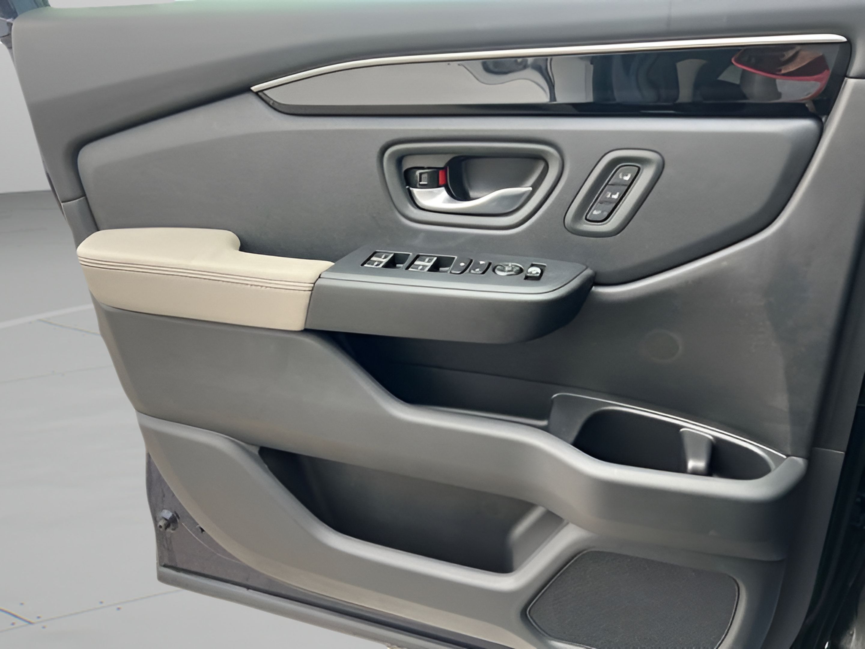 Certified 2026 Honda Passport RTL image 29